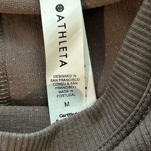 Athleta top